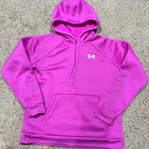 Like new! Under Armour pink fleece pullover, women’s small